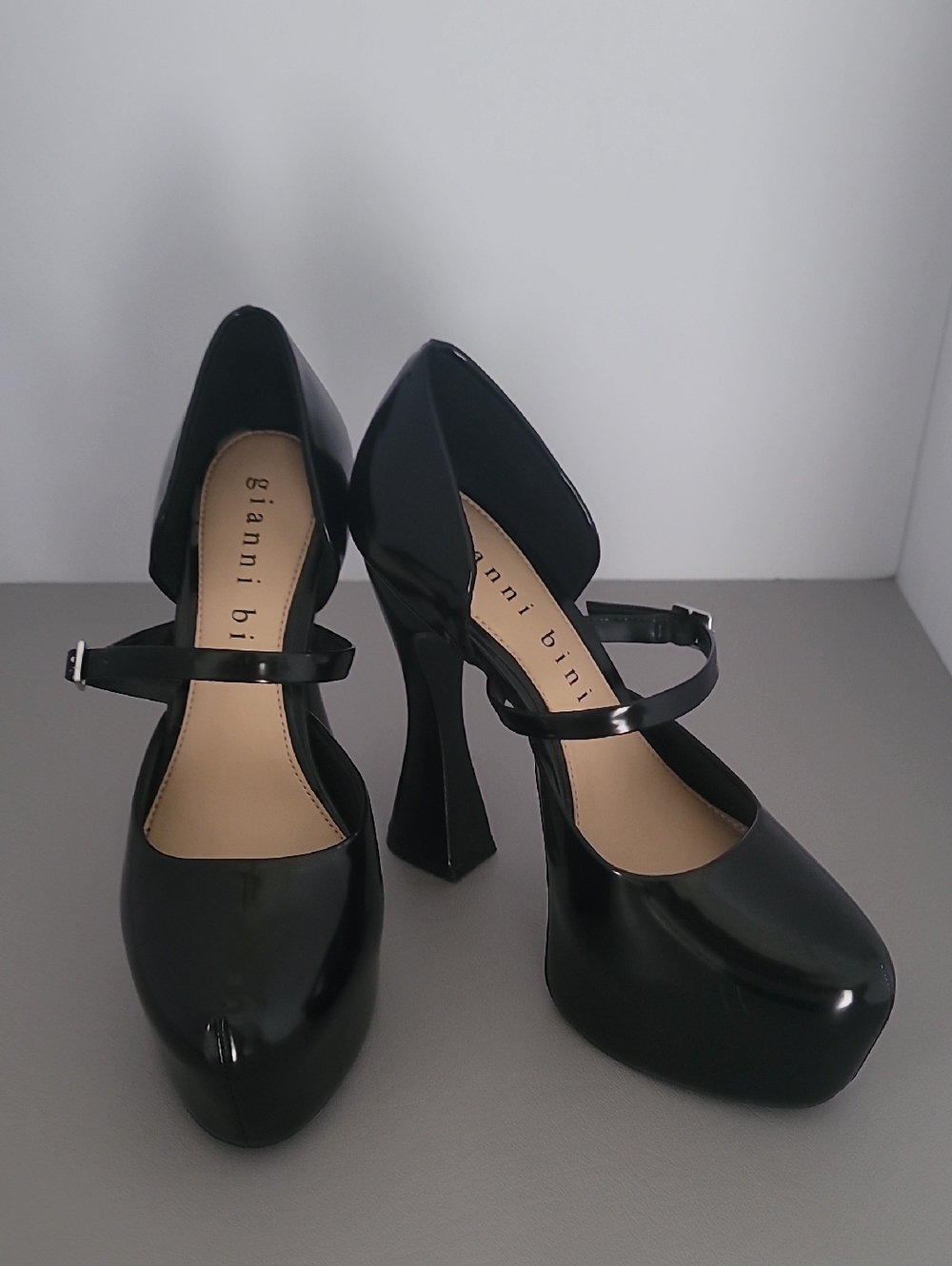 Gianni Bini Quincy Mary Jane Black Platform Pumps Heels Size 7.5M